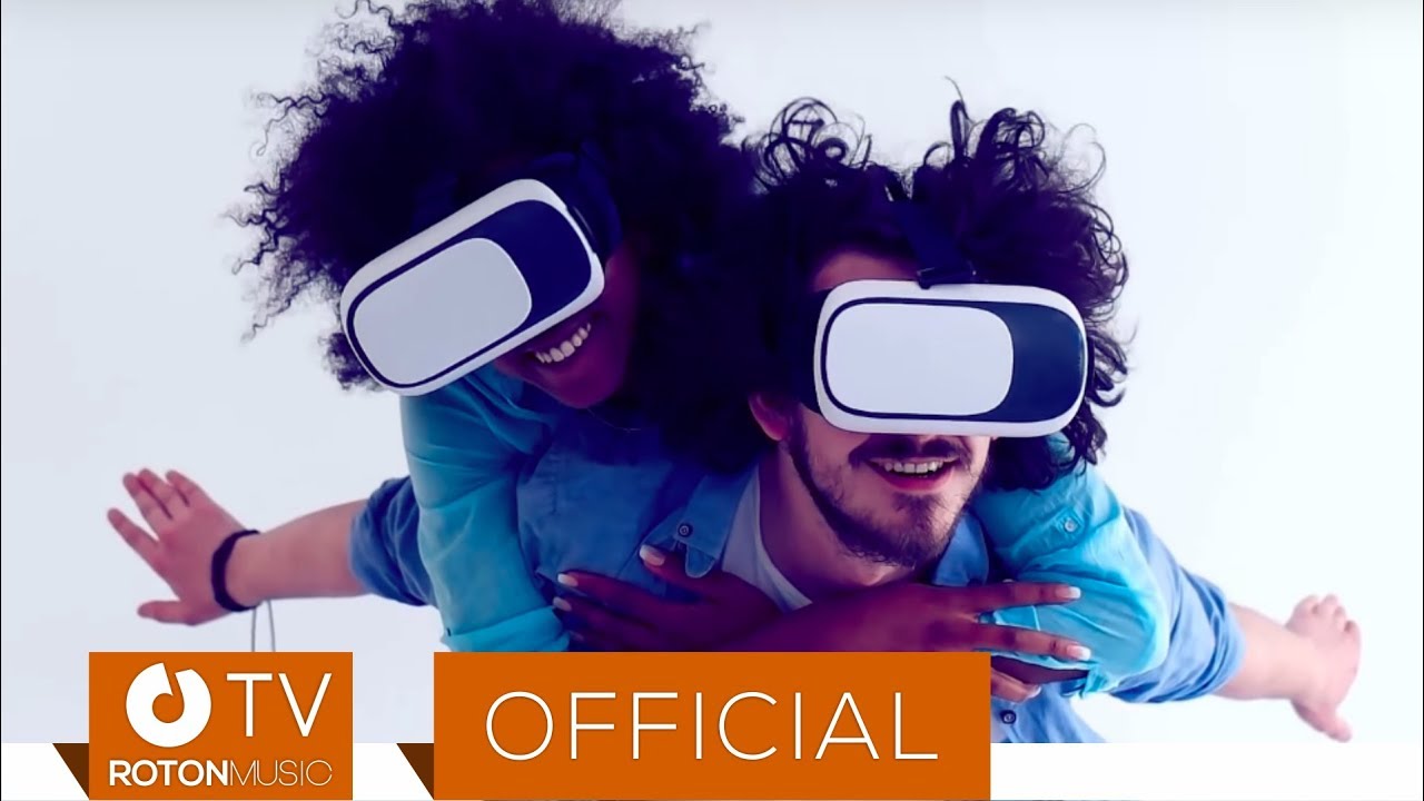Guarda Emil Lassaria - Open Your Heart (Official Video) su YouTube Guarda Emil Lassaria - Open Your Heart (Official Video) su YouTube