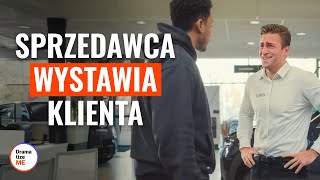 Sprzedawca Wystawia Klienta
