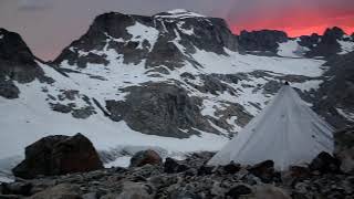 sunset in the wind rivers from below alpine lakes pass