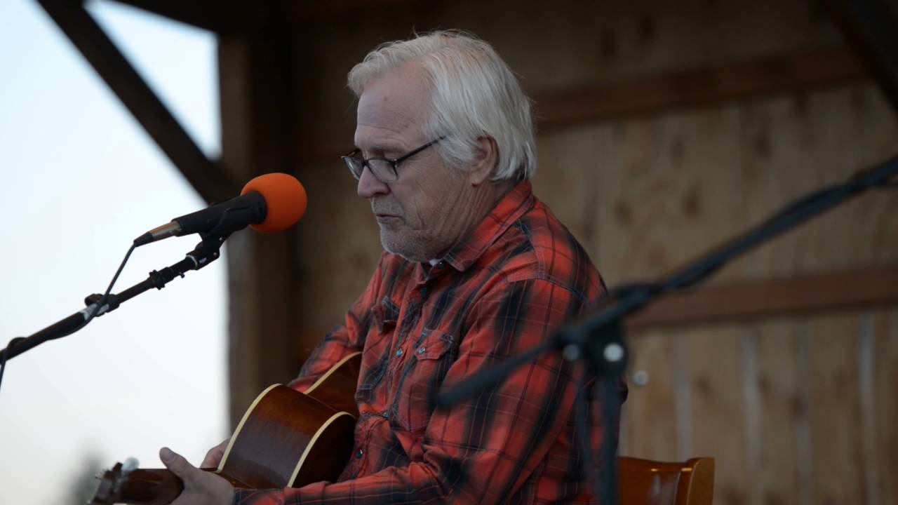 Tony Lane performing one of his hit's Hello World" recorded by Lady