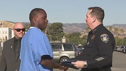 Three inmates and a corrections officer honored for rescuing a woman