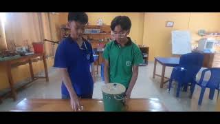 Automatic Dustbin by class 8