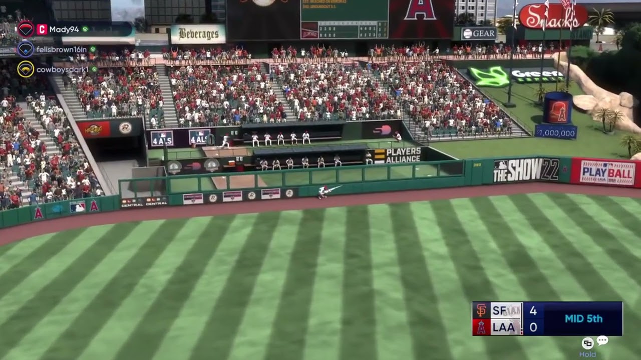 MLB the Show 22 3v3 co-op Robbing a HOMERUN!!