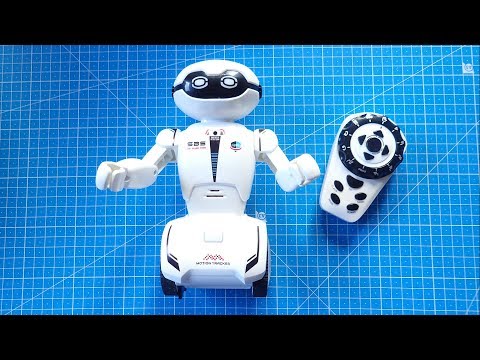 Introducing Silverlit Robot: POKIBOT | FunnyCat.TV Introducing Silverlit Robot: POKIBOT | FunnyCat.TV
