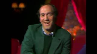 Famous Siskel & Ebert Classics - Phantasm, Last Embrace - Sneak Previews S1E17 (1979) Wealth