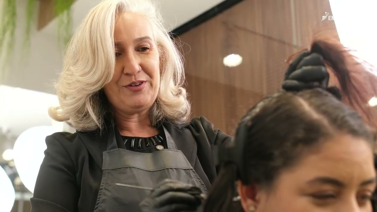 Liso Perfeito por até 10 Semanas? ✨ Veja a Transformação com HairLife Liso Laminado!