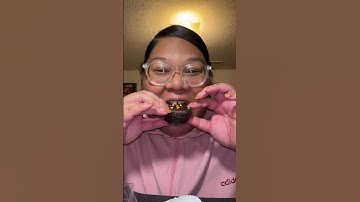 From @xo.marshmallow! gf friendly!! 🫶🏽#marshmallows #xomarshmallow #asmr #eating #musttry #brownie