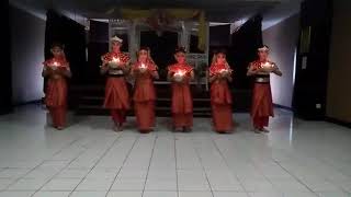 Tari Lilin Siwa Universitas Pgri Palembang Sendrtasik 2b
