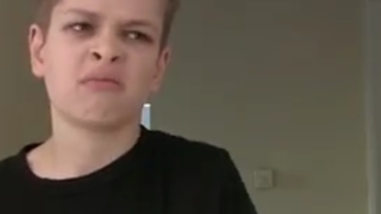 HOW TO DANCE AS SWAGGY AS JUSTIN BEIBER - 15 likes and I will learn how to dance like Justin ヽ༼ ಠ益ಠ ༽ﾉ