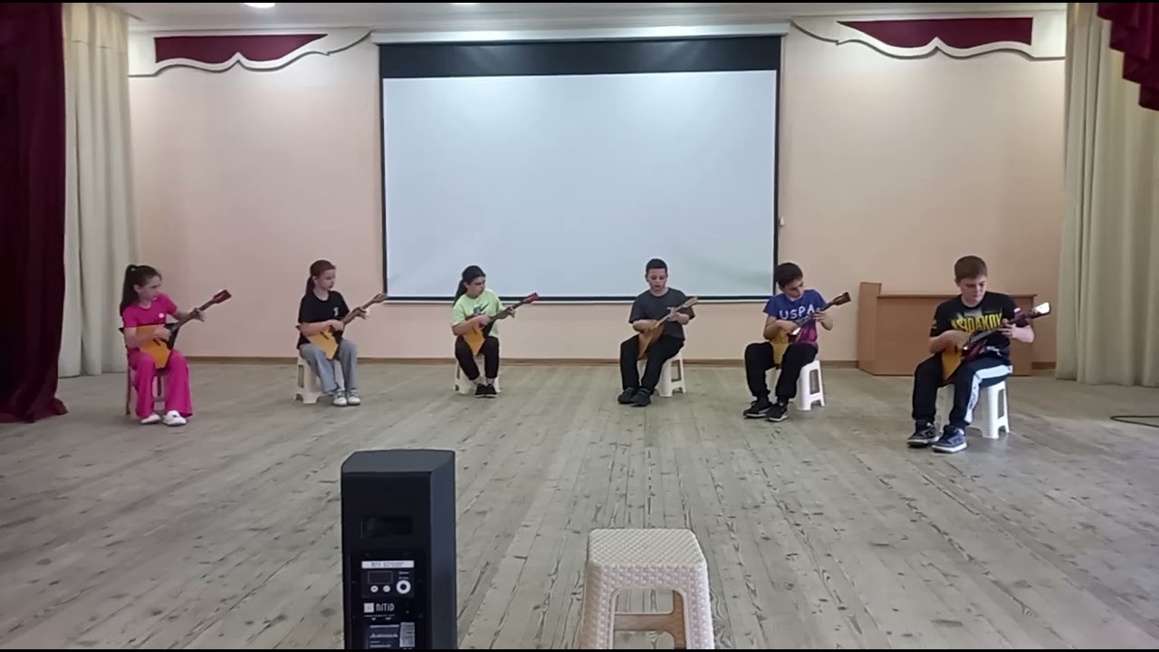 Начинаем учить  русскую музыку