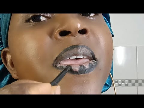 black lips tutorial - YouTube