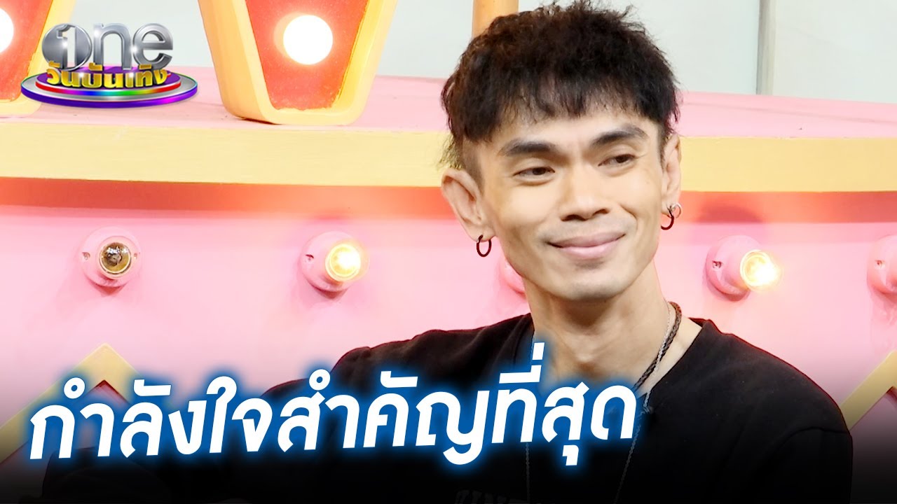 ละคร ภพรัก 2557 ในค่ำคืนที่เงียบสงัด อุบัติเหตุรถยนต์พลิกคว่ำได้พรากทุกอย่างไปจากเธอ… ยกเว้นวิญญาณ "น้ำริน" หญิงสาวผู้ไร้ความทรงจำ ล่องลอยอย่างโดดเดี่ยวจนได้พบกับ "หมวดเหยี่ยว" ตำรวจหนุ่มผู้มีสัมผัสพิเศษที่มองเห็นเธอได้ การช่วยเหลือเพื่อค้นหาความจริงเกี่ยวกับการตายของเธอ นำพาให้ทั้งสองต้องก้าวล่วงเข้าไปในคดีฆาตกรรมสุดซับซ้อนที่ซ่อนเงื่อนงำไว้มากมาย ยิ่งสืบลึกลงไปเท่าไร กลับยิ่งพบความลับอันดำมืดที่เชื่อมโยงกับครอบครัวของเธอเอง และในห้วงแห่งการตามล่าหาความจริง ขอบเขตระหว่างโลกคนเป็นและโลกวิญญาณเริ่มเลือนราง… เมื่อความรักระหว่างพวกเขากำลังก่อตัวขึ้นอย่างช้าๆ 16