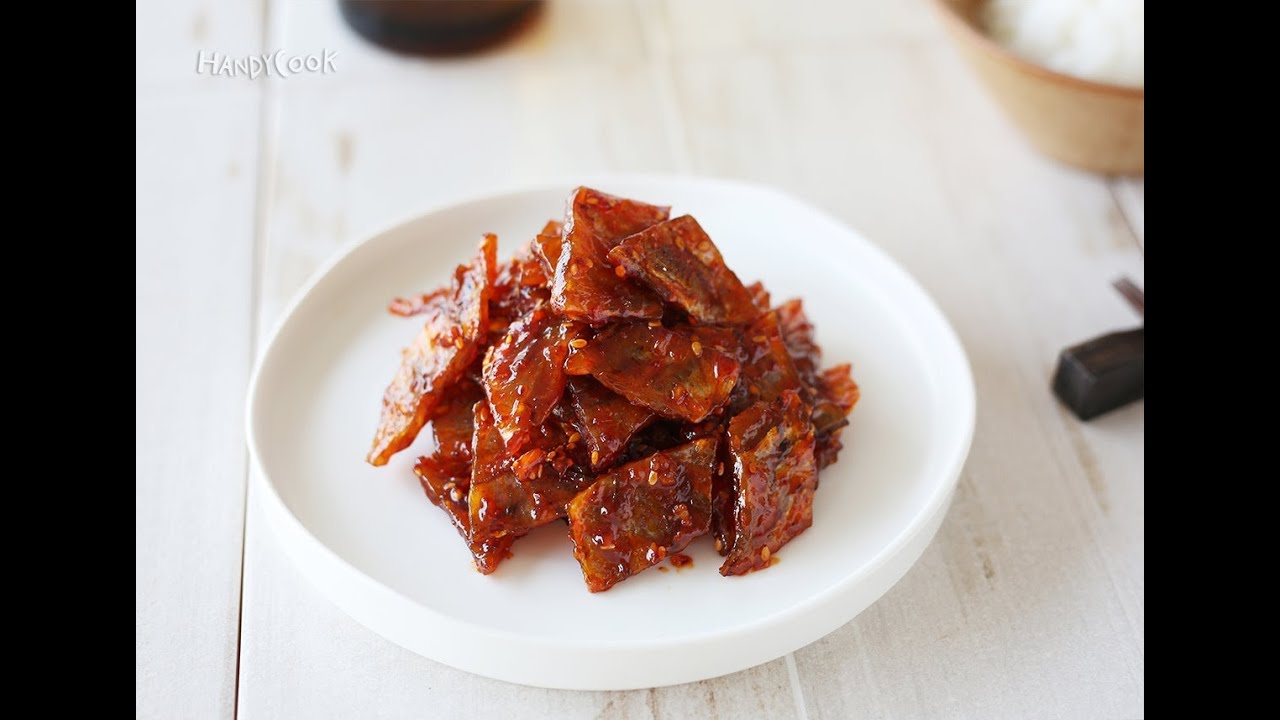 쥐포고추장조림(Dried filefish fillet with gochujang sauce / カワハギの干物のコチュジャン煮付け) YouTube