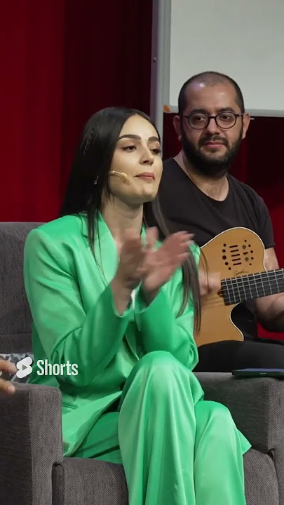 Elif Buse Doğan - Deli mi Ne (Zilleri Taktı) - 4example Talk Show