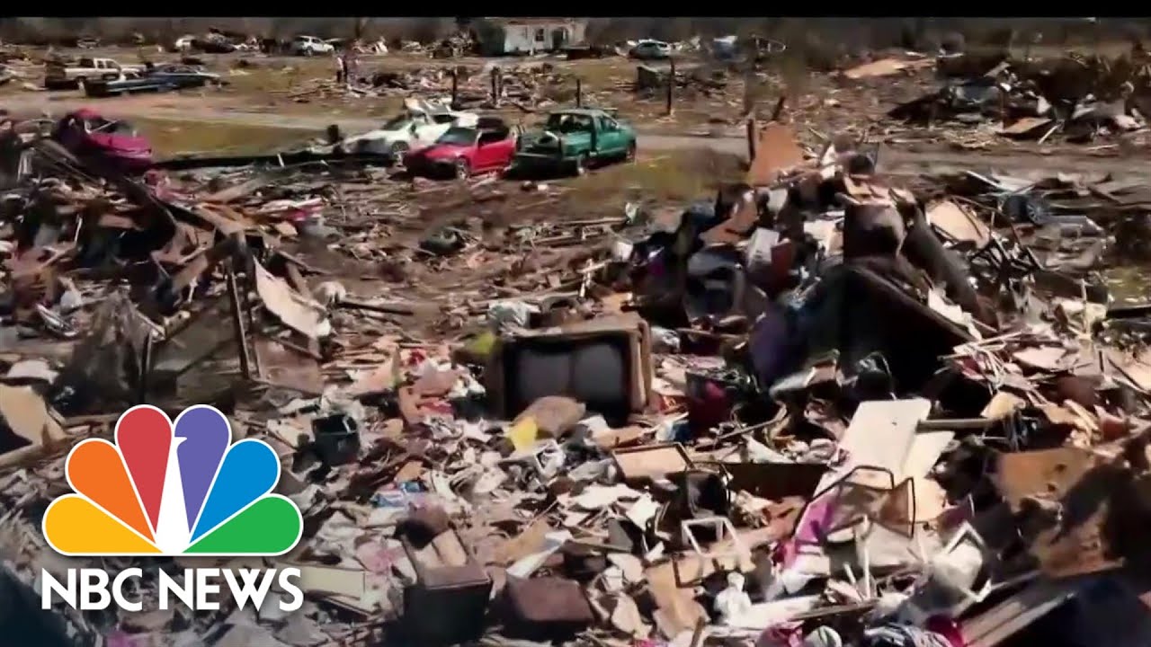 Residents in Mississippi and Alabama displaced after deadly tornado Residents in Mississippi and Alabama displaced after deadly tornado