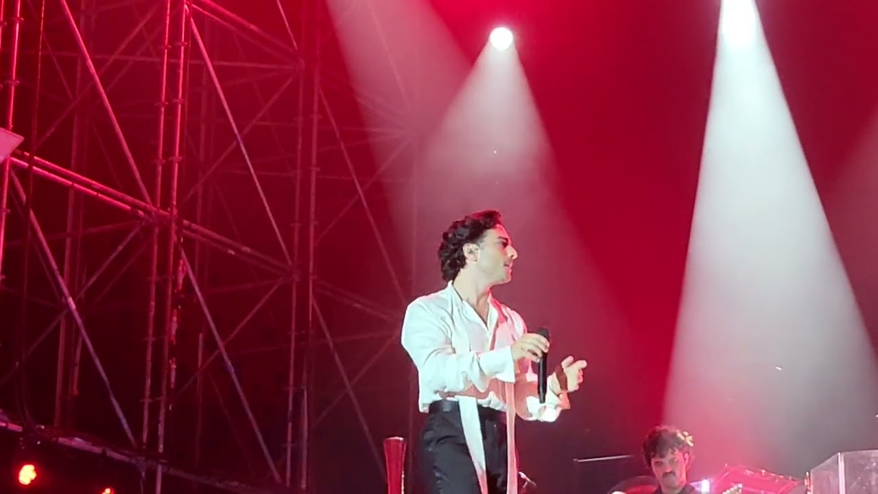 La Cura (Gianluca Ginoble de *il volo*