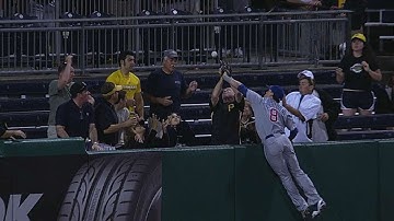 CHC@PIT: Cutch opens the scoring with two-run shot