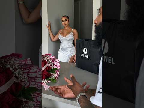 When Iman pops up on Delicia!
