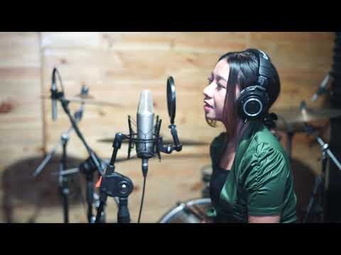 Sebet Ordinary Bali cover Novi Aryantini