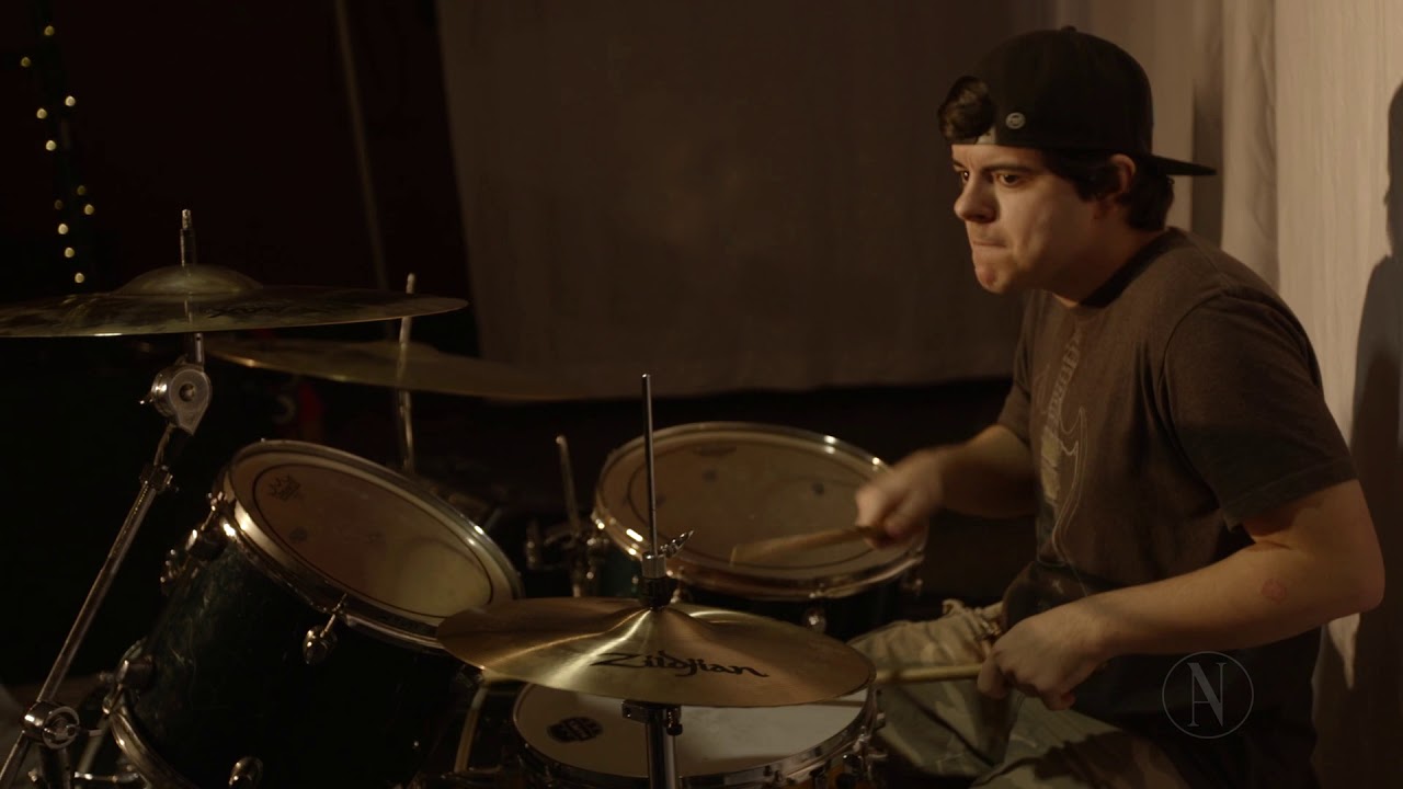 Collideoscope- Kiss The Girl (Live)