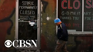 Jobless claims rise again, with 885,000 filing last week