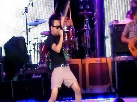 PLAYGROUND แด่ความฝันของมวลมนุษยชาติ @PATTAYA MUSIC 2012 (1/9)
