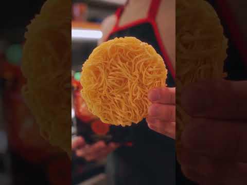 Video: 180 dollar: de ramen verkocht in gewicht van goud, letterlijk