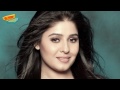 Sunidhi chauhan caught without underwear