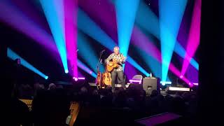 Tommy Emmanuel Beatles Medley/Classical Gas