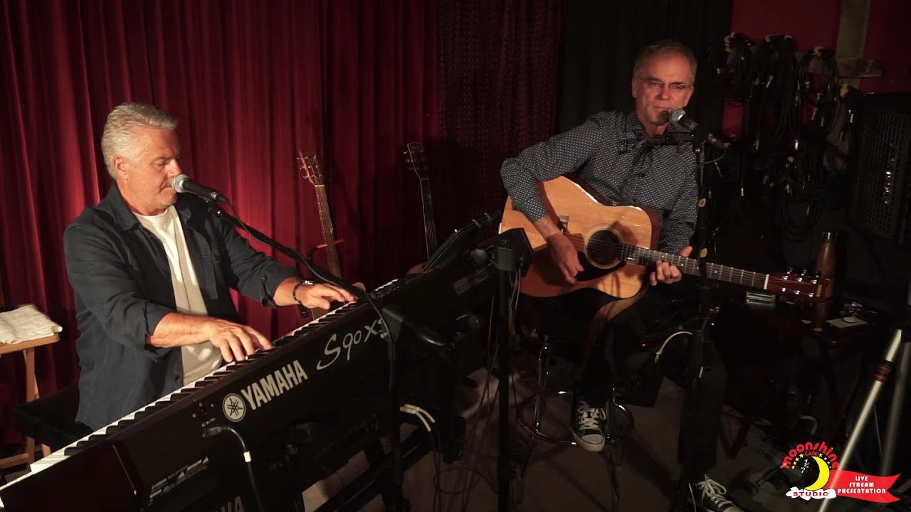 Take Me Home, Country Roads - Morgan and Taylor (live at The Moonshine Cafe)