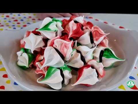 Peppermint Meringue Cookies