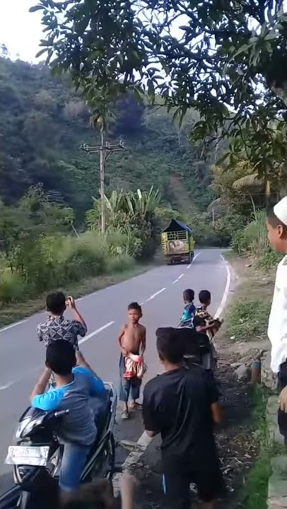 VIDEO PERTAMA BISSER AIR BERPUSING