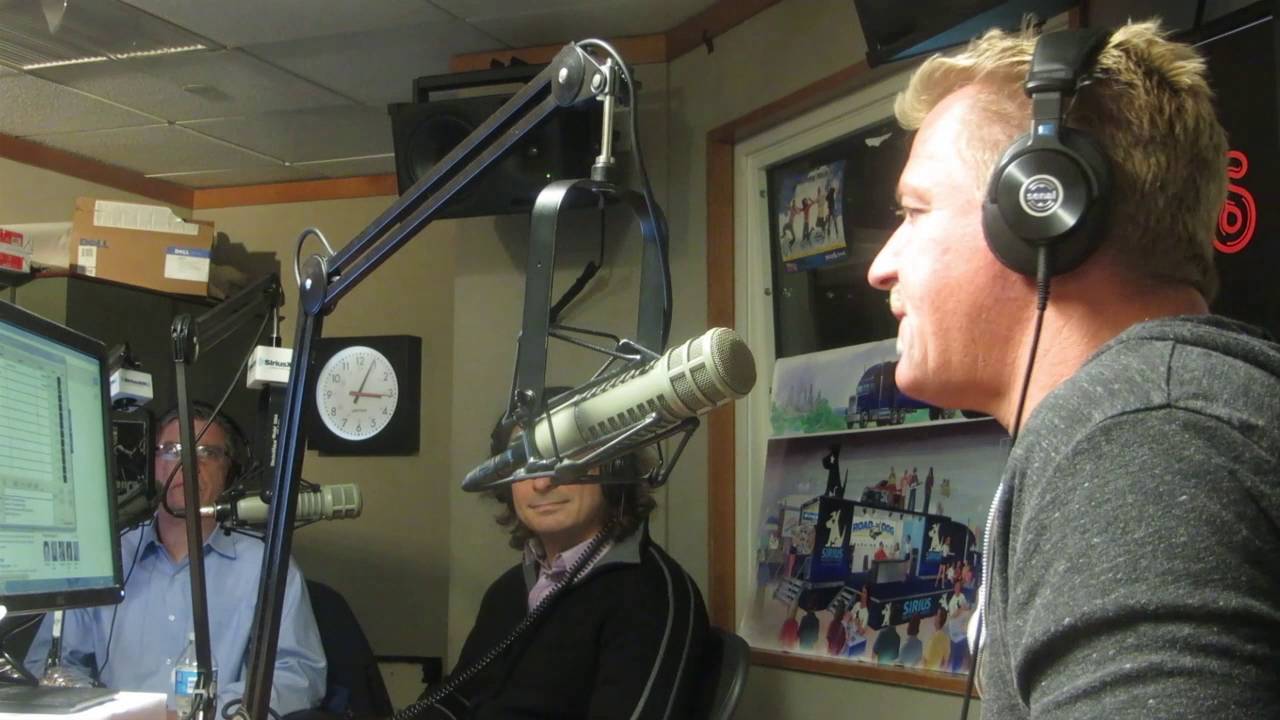 Jeff Jarrett and Brett Granstaff on The Masked Saint, Roddy Piper, TNA/GFW and more wwe raw 2019 new