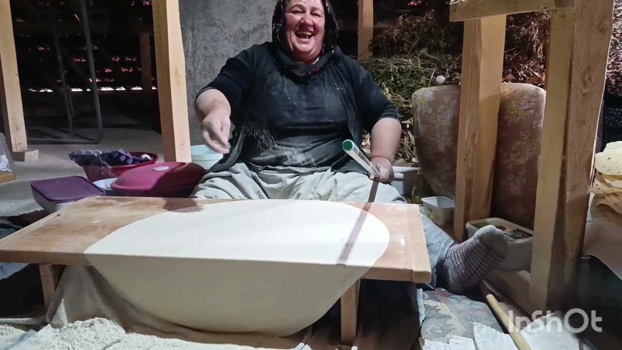 BUGÜN DUDU HISIMIMA HEM EKMEK YAPTIK HEM BAZLAMA YAPTIK 