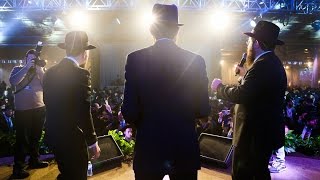 Thousands of Hassidim Dance at the end of Kinus 5777
