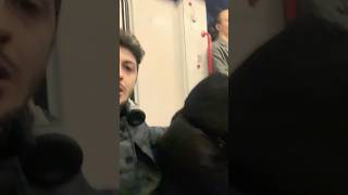 🔴Next to Pickpockets in Metro #pickpockets #pickpocketsinRome #PickpocketinItaly #PickpocketsItaly