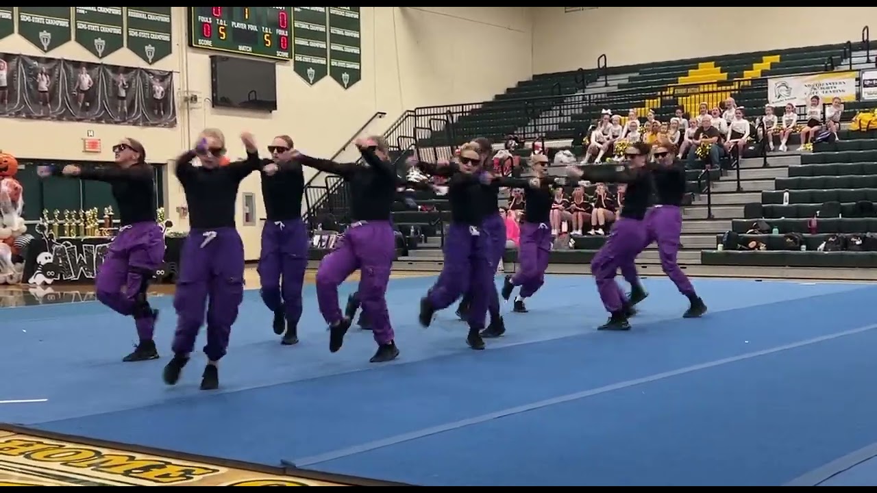 Mississinawa Valley HS. Union city, Ohio. Cheerleading &Dance competition