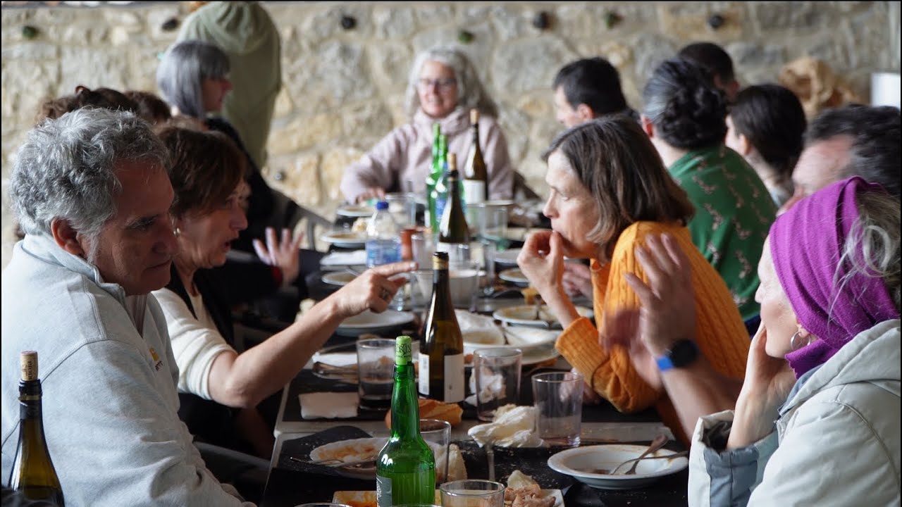 Iruña-Veleia. Bertso bazkari herrikoia.