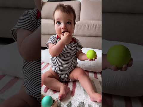 1 year ago we received our first LOVEVERY play kit and Julia has been growing and learning with them