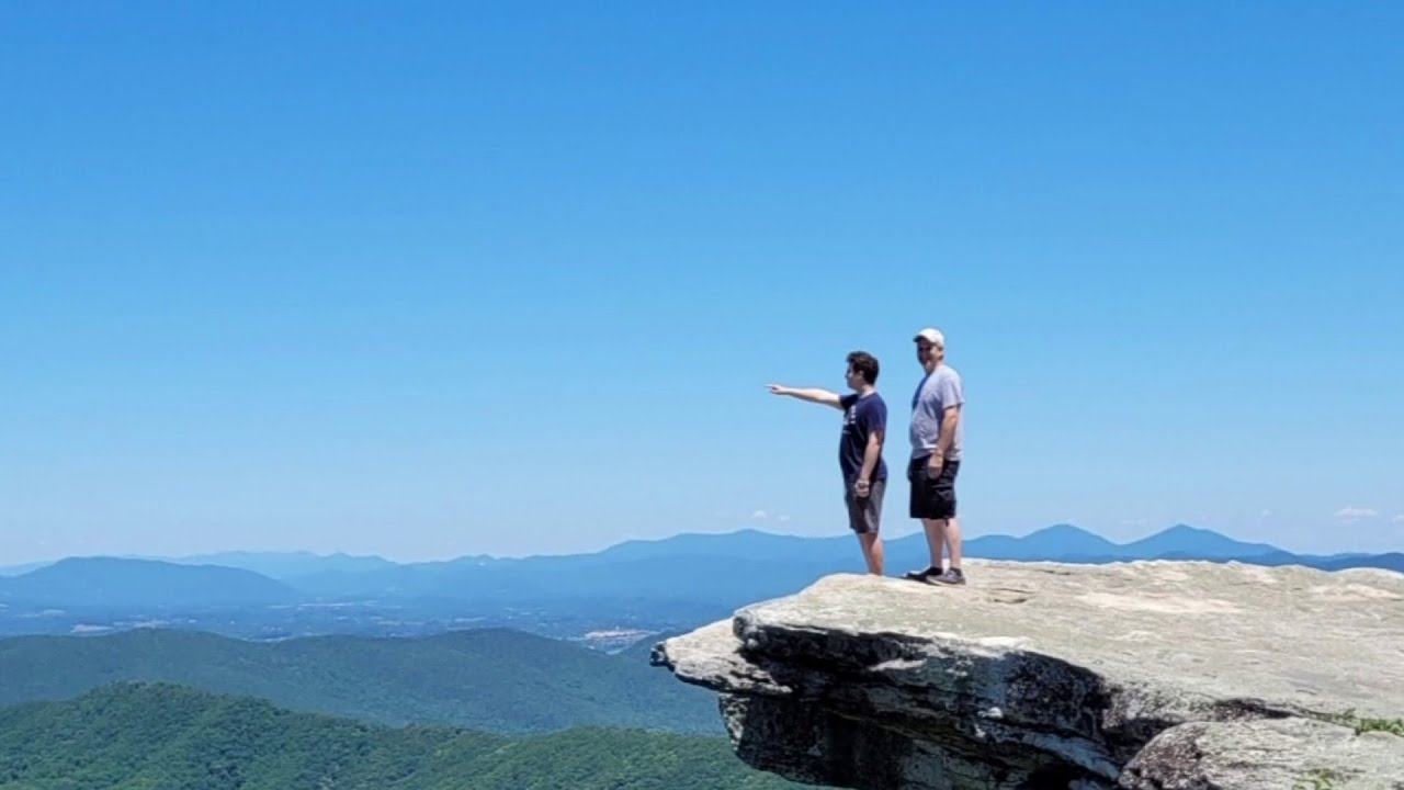 Mcafee knob hike with 10 News Anchor John Appicello