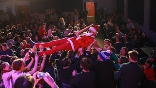 s9ep3 christmas special 2016 wcool santa