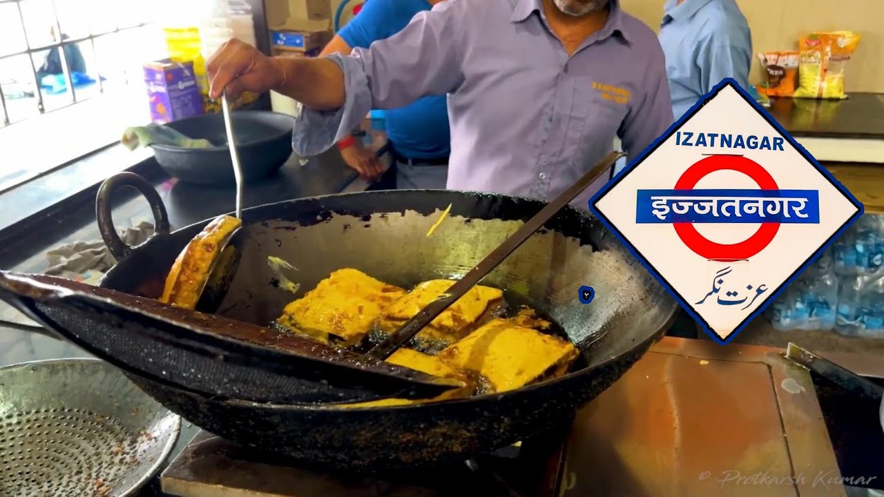 Delicacies of Indian Railways - Bread Pakoda at Izatnagar, Uttar Pradesh (NE Rly.)