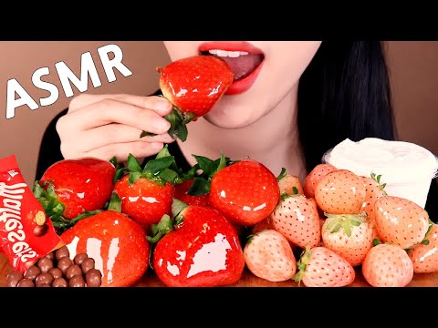 ASMR CANDIED FRUITS STRAWBERRY+MALTESERS eating sounds MUKBANG탕후루먹방咀嚼音いちご飴とチョコボール | Mellawnie ASMR