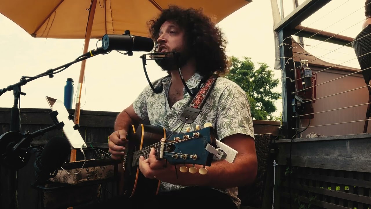 Turtles All The Way Down (ONE MAN BAND Sturgill Simpson Cover) - Rob Europe