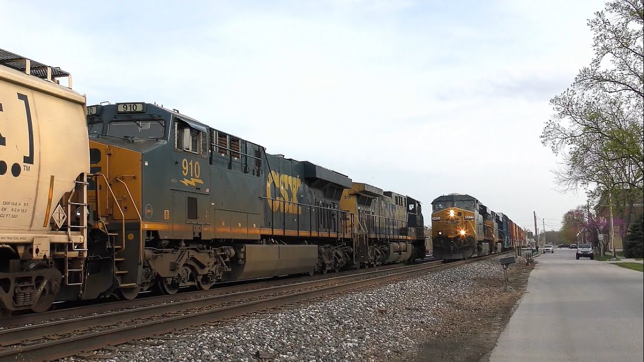 CSX M642 with CSXT 5471 and CSXT 5285 Northbound in Brookston, Indiana ...