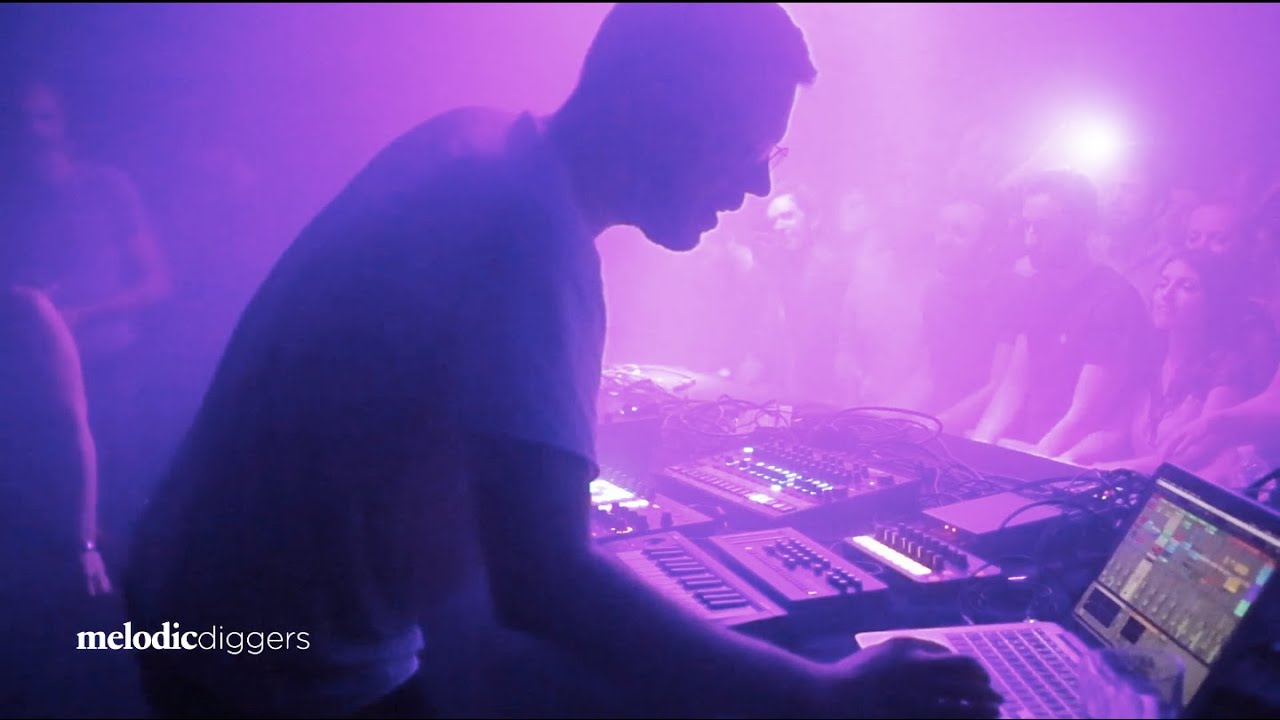Âme live (Frank Wiedemann) at Haïku Paris / by Melodic Diggers - YouTube Melodic Diggers
