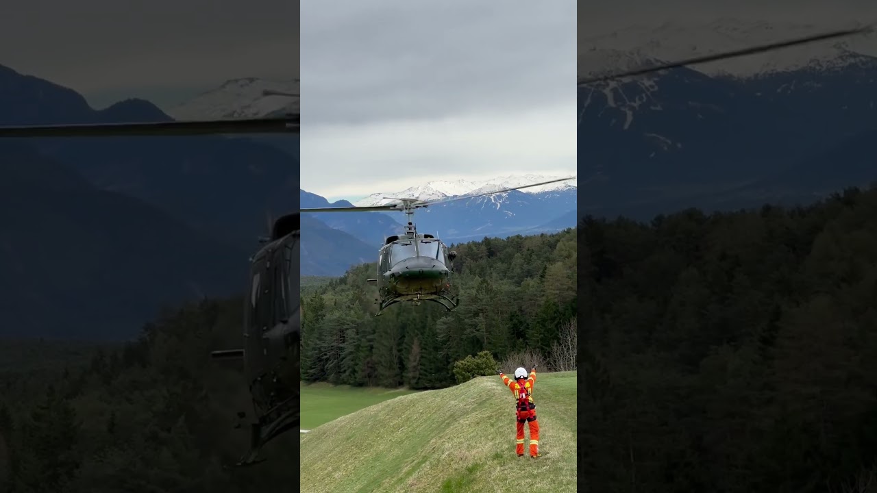 Low level to the slope - Austrian Air Force Bundesheer Agusta Bell 212 helicopter…