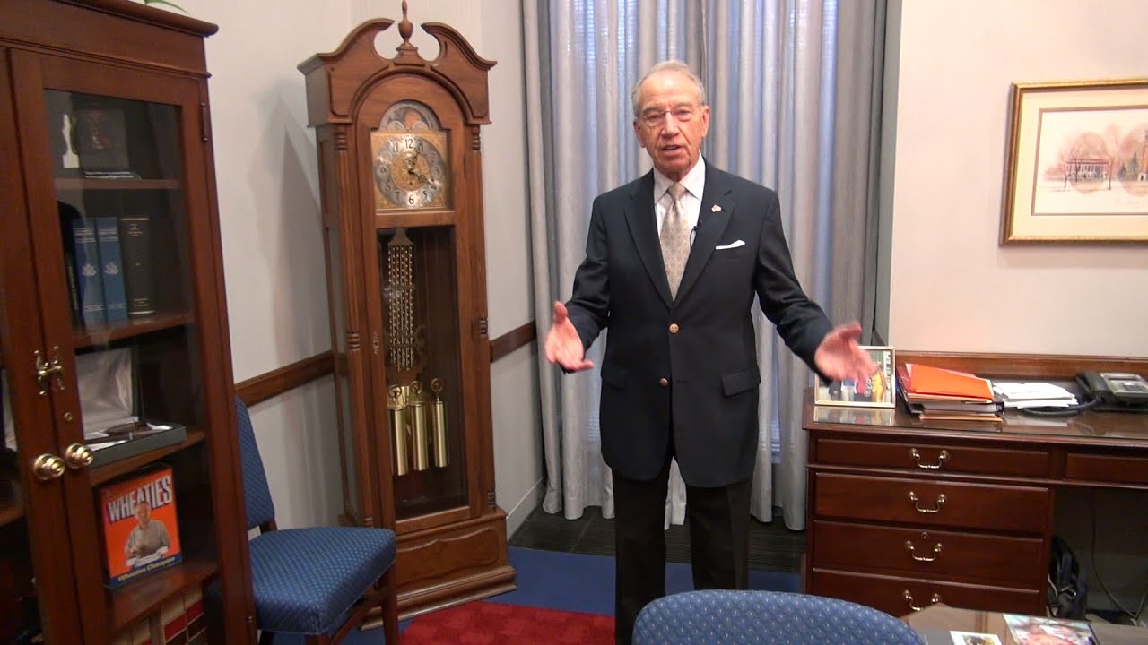 Office Space: Chuck Grassley's Iowa Farm - YouTube