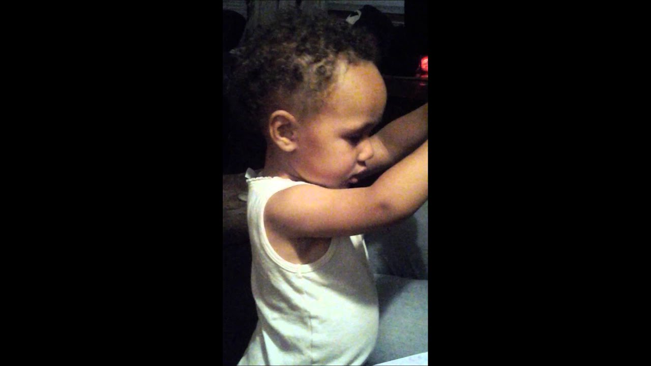 Eli dancing to 2 chainz Feds Watching YouTube