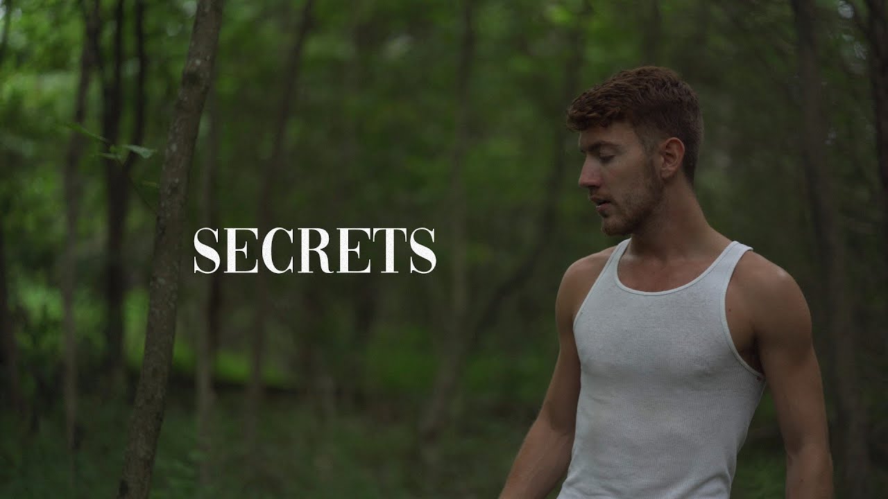 Beige Delight - Secrets (OFFICIAL VIDEO) adlı videoyu YouTube'da izle Beige Delight - Secrets (OFFICIAL VIDEO) adlı videoyu YouTube'da izle